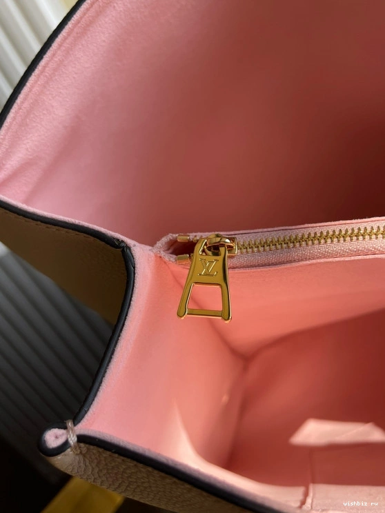 WIS LOCKME LOUIS SHOPPER VUITTON 0821